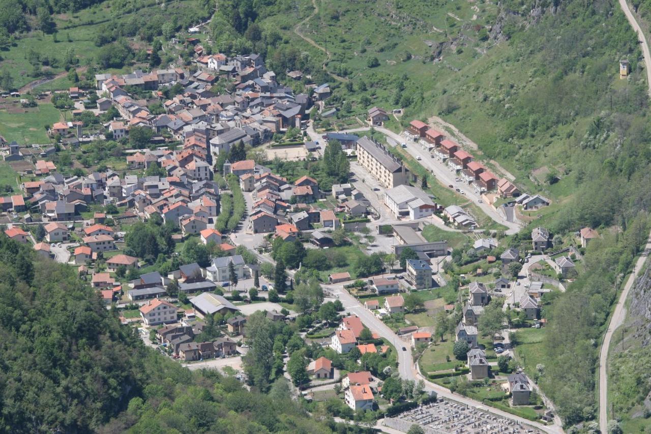 La Maison Des Vacances Auzat Eksteriør billede